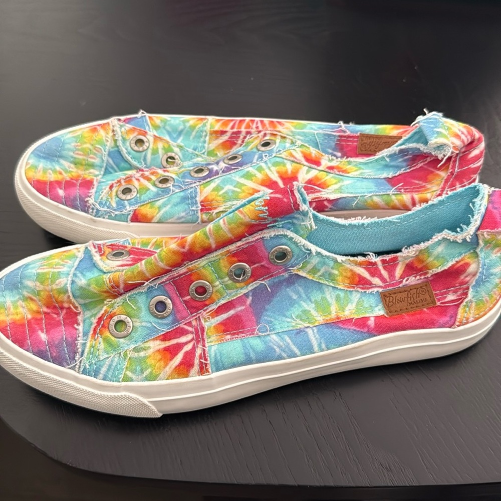 Women’s size 9.5 tie dye rainbow Blowfish brand slip-ons
